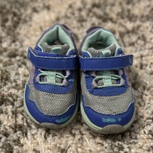 Stride Rite 360 Girl's Artin 3.0 Sneaker Size 5M walker shoe removable insert